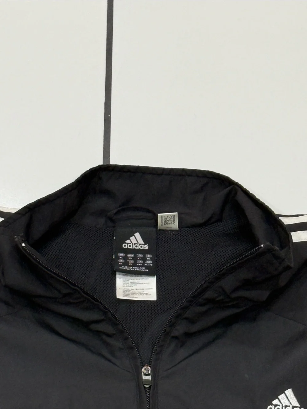 Adidas Men’s XL Black White 3 Stripe Windbreaker Track Jacket 2011 Retro